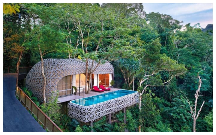Most Beautiful Hotel Pools In The World